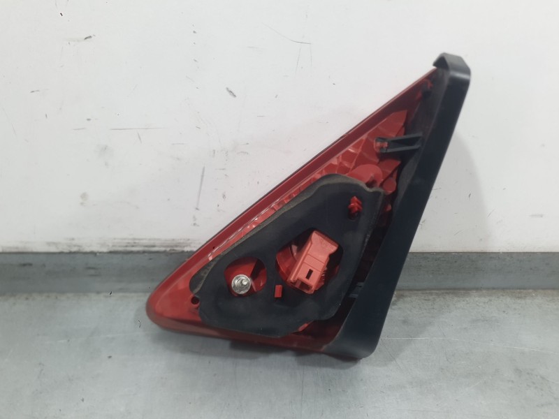 Recambio de piloto trasero izquierdo interior para peugeot 3008 i monospace (0u_) 1.6 hdi referencia OEM IAM 6350HE  