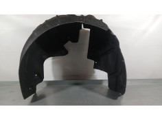 PLASTICO PASE RUEDA TRAS. IZQ. 5F0810971A 