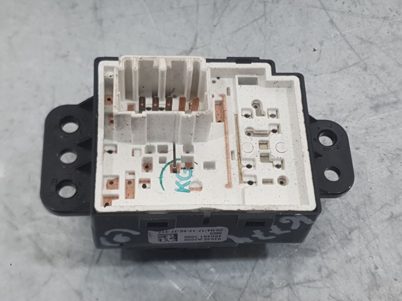 Recambio de mando retrovisor para kia cee´d (jd) 1.0 t-gdi referencia OEM IAM 93530A2000WK  