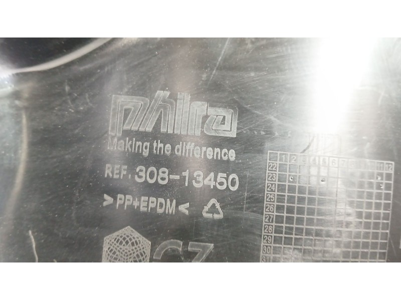 Recambio de plastico pase rueda del. dch. para peugeot 308 ii (lb_, lp_, lw_, lh_, l3_) 1.5 bluehdi 130 referencia OEM IAM 30813