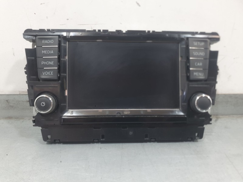 Recambio de sistema navegacion gps para skoda rapid spaceback (nh1) 1.2 tsi referencia OEM IAM 5JA919604B  