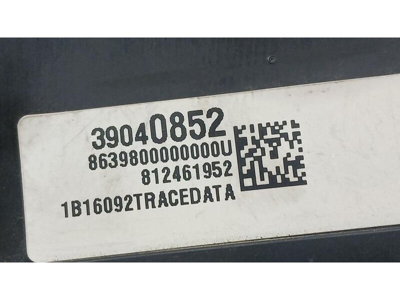 Recambio de caja reles / fusibles para opel astra k lim. 5türig selective referencia OEM IAM 69040852  812461952
