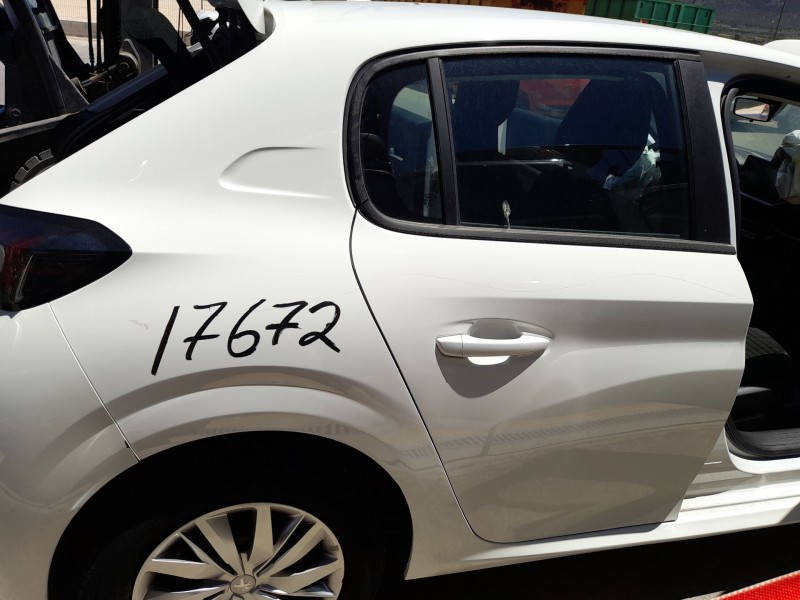 Recambio de puerta trasera derecha para peugeot 208 ii (ub_, up_, uw_, uj_) 1.5 bluehdi 100 referencia OEM IAM 9827578080  