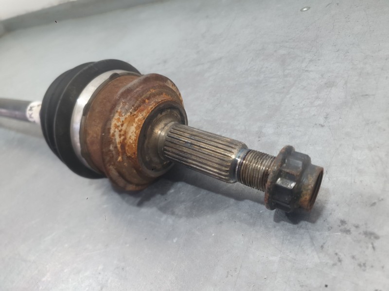 Recambio de transmision delantera derecha para toyota yaris active referencia OEM IAM 434100D650  