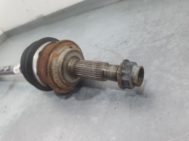 Recambio de transmision delantera izquierda para toyota yaris active referencia OEM IAM 434200D640  