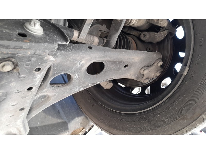 Recambio de brazo suspension inferior delantero izquierdo para peugeot 208 ii (ub_, up_, uw_, uj_) 1.5 bluehdi 100 referencia OE