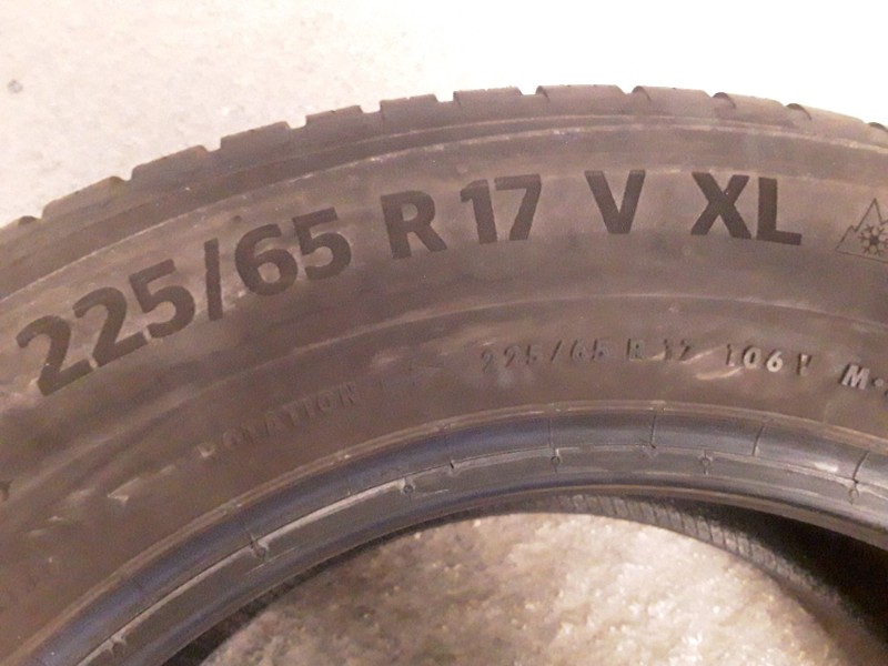 Recambio de neumatico pareja para neumaticos reutilizados - referencia OEM IAM 2256517106V CONTINENTAL 225/65/17/106V