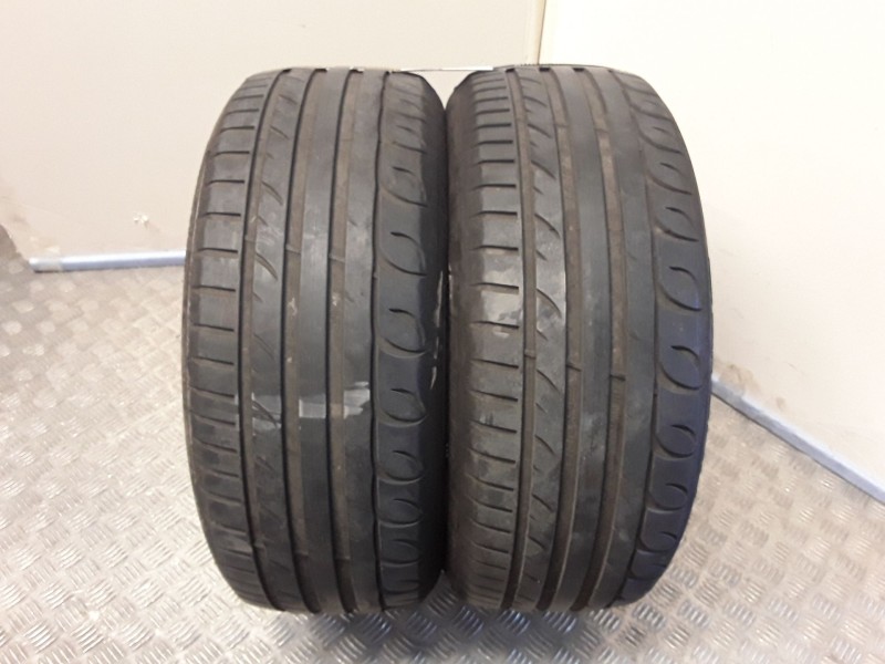 Recambio de neumatico pareja para neumaticos reutilizados - referencia OEM IAM 225501798Y KORMORAN 225/50/17/98Y