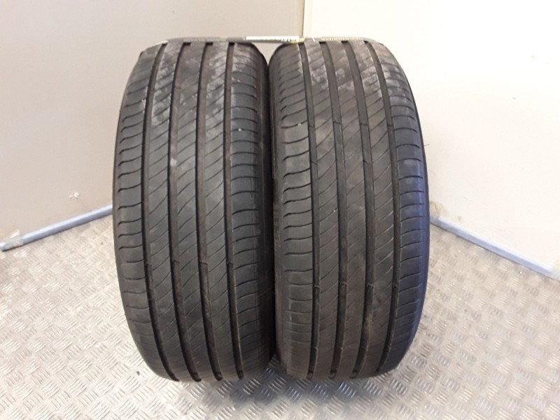 Recambio de neumatico pareja para neumaticos reutilizados - referencia OEM IAM 2255518102V MICHELIN 225/55/18/102V