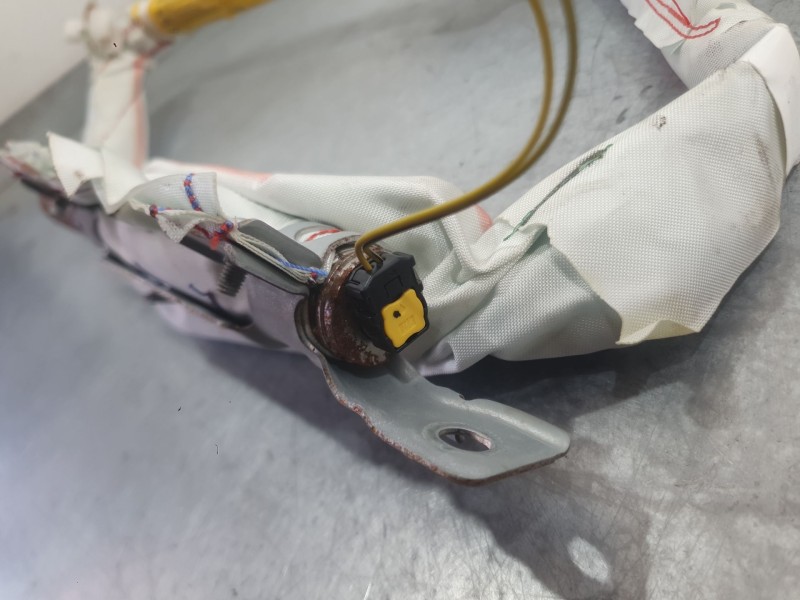 Recambio de airbag cortina delantero izquierdo para toyota yaris active referencia OEM IAM 621800D120  