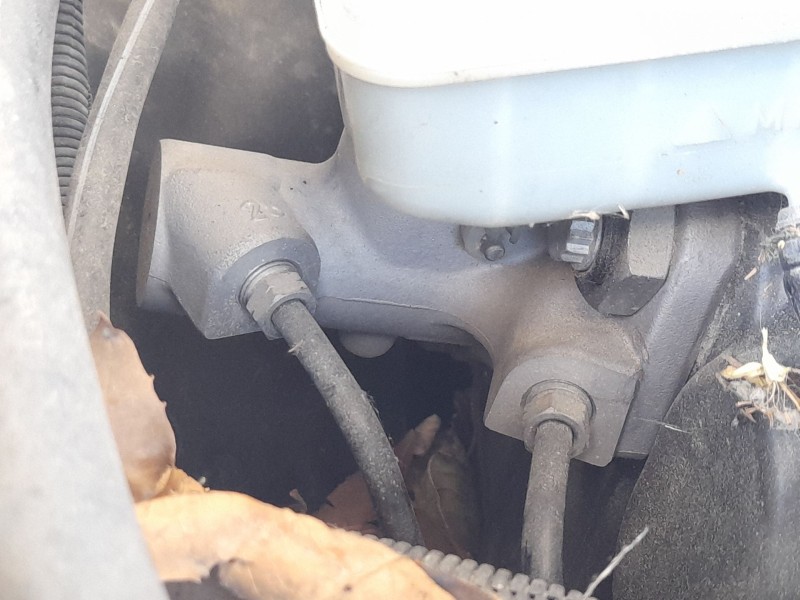 Recambio de bomba freno para audi q5 (8rb) 2.0 tdi quattro referencia OEM IAM 8K0611021A  