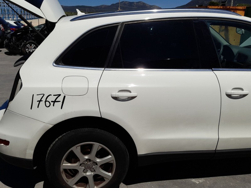 Recambio de puerta trasera derecha para audi q5 (8rb) 2.0 tdi quattro referencia OEM IAM 8R0833052B  