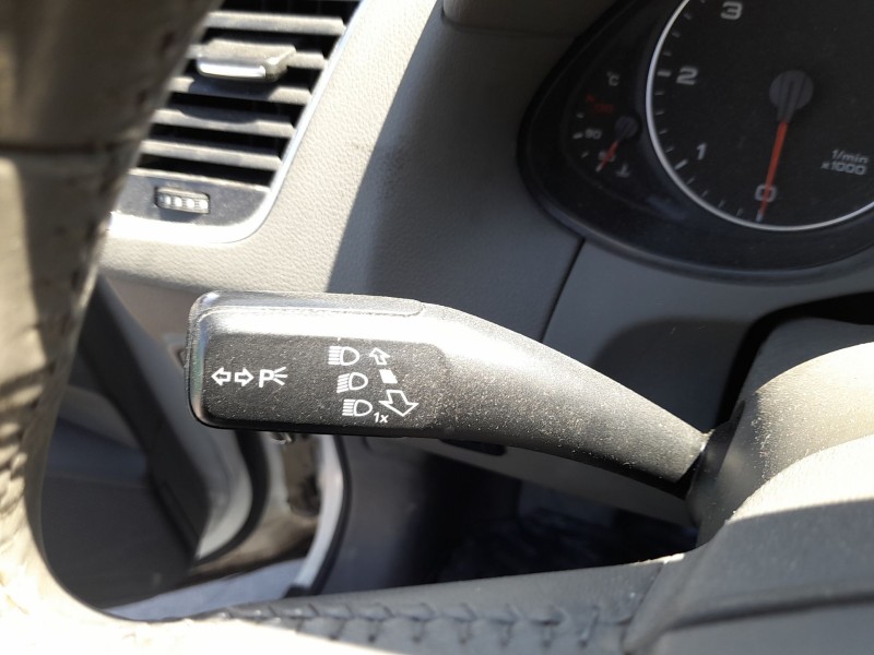 Recambio de mando luces y limpia para audi q5 (8rb) 2.0 tdi quattro referencia OEM IAM 8K0953502BK4PK  