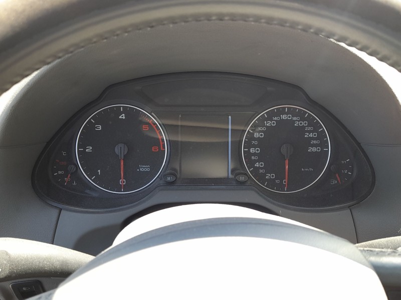 Recambio de cuadro instrumentos para audi q5 (8rb) 2.0 tdi quattro referencia OEM IAM 8R1857003G24A  