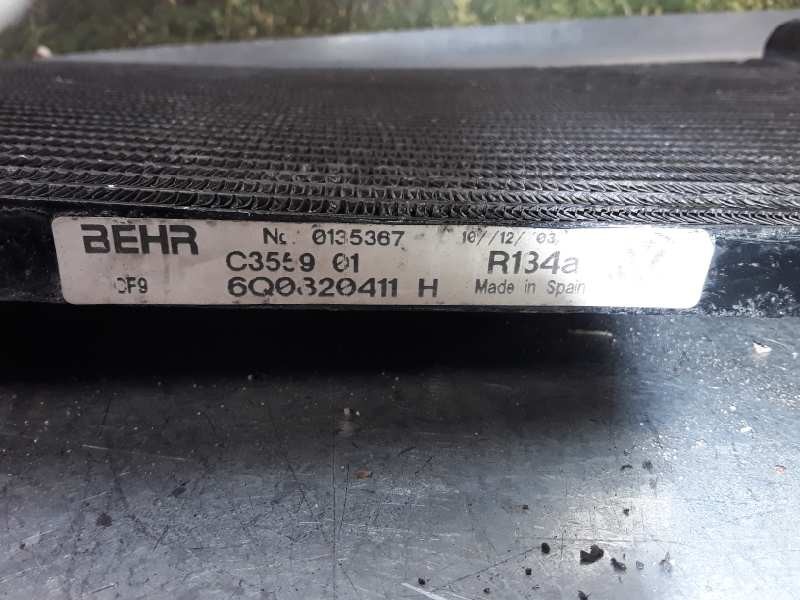 Recambio de condensador / radiador aire acondicionado para volkswagen polo (9n1) highline referencia OEM IAM 6Q0820411H C3559 BE