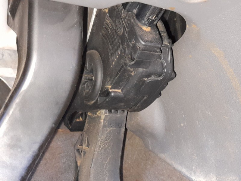 Recambio de potenciometro pedal para audi q5 (8rb) 2.0 tdi quattro referencia OEM IAM 8K1721523A  