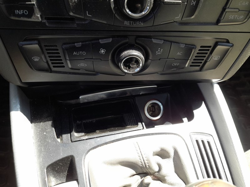 Recambio de mando climatizador para audi q5 (8rb) 2.0 tdi quattro referencia OEM IAM 8T1820043ARXZF  