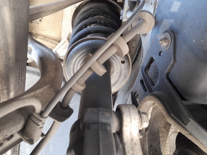 Recambio de amortiguador delantero derecho para audi q5 (8rb) 2.0 tdi quattro referencia OEM IAM 8R0413031F  
