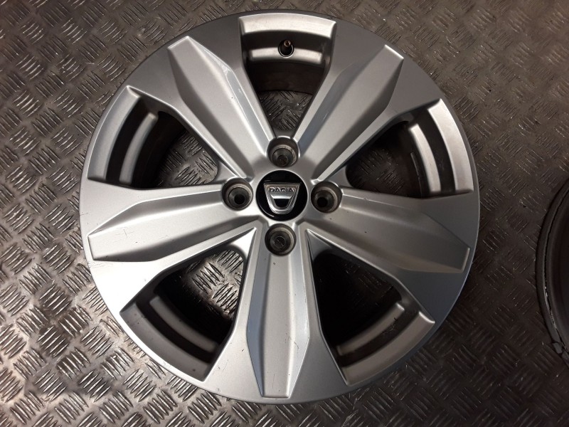 Recambio de juego llantas aluminio para dacia sandero iii 1.0 tce 90 referencia OEM IAM 6.5X16 4 TORN ET45 ROZADAS ALUMINIO