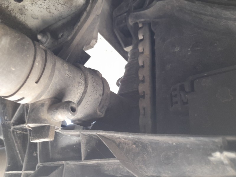Recambio de radiador agua para audi q5 (8rb) 2.0 tdi quattro referencia OEM IAM 8K0121251L  