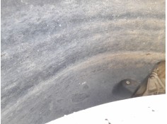 PLASTICO PASE RUEDA DEL. DCH. 8R0821172F 