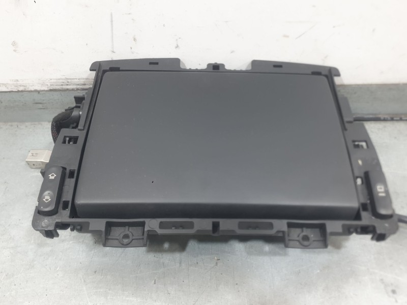 Recambio de pantalla multifuncion para peugeot 3008 i monospace (0u_) 1.6 hdi referencia OEM IAM 96735367ZD  