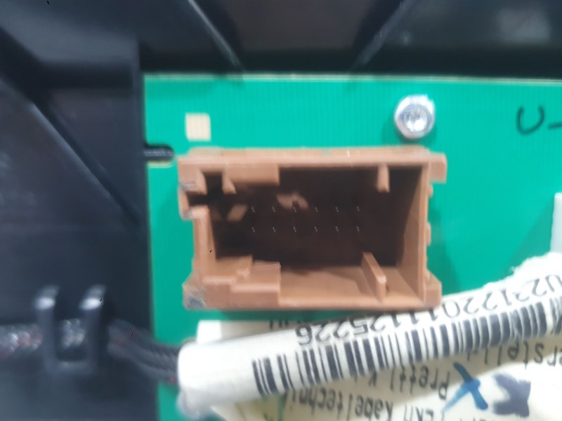 Recambio de pantalla multifuncion para peugeot 3008 i monospace (0u_) 1.6 hdi referencia OEM IAM 96735367ZD  