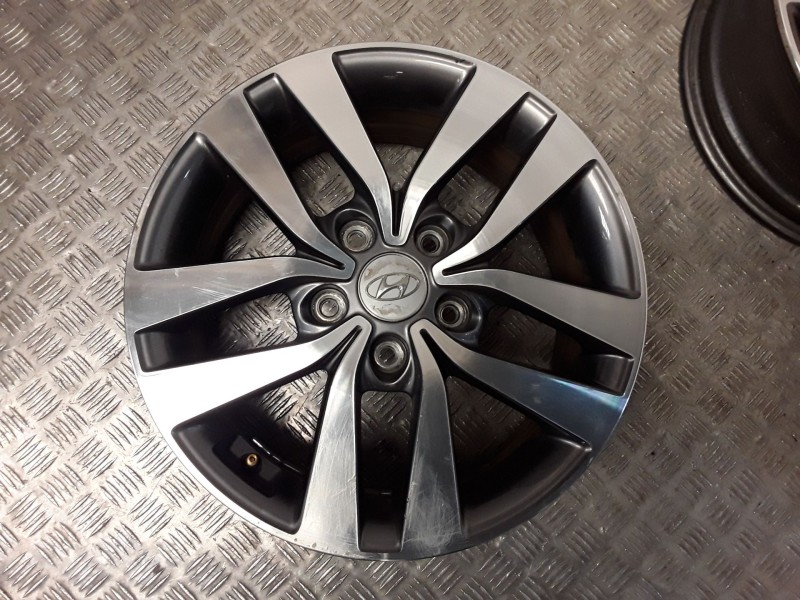 Recambio de juego llantas aluminio para hyundai i30 (pde, pd, pden) 1.0 t-gdi referencia OEM IAM 6.5X16 5 TORN ET50 ROZADAS ALUM