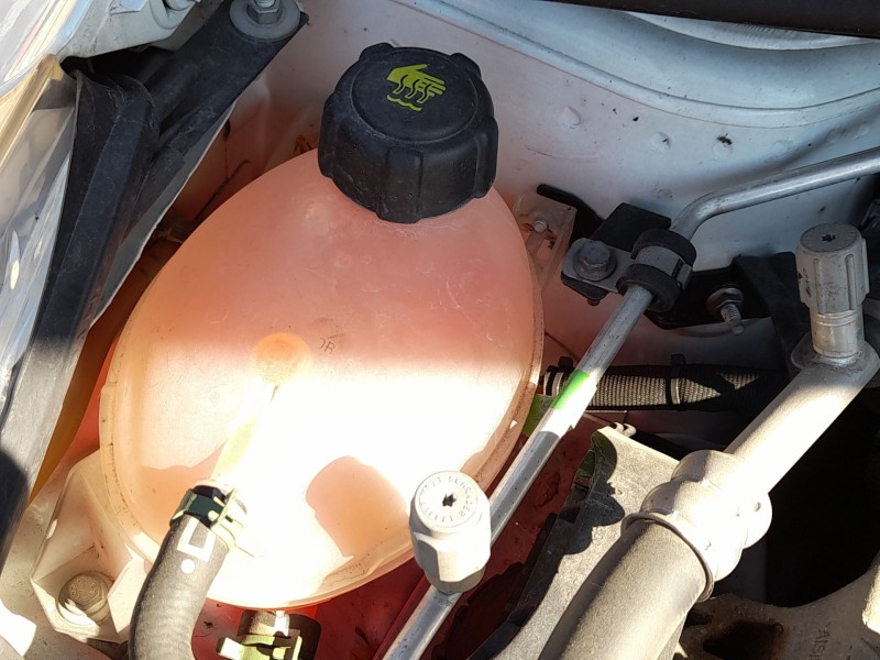 Recambio de deposito expansion para renault clio iv (bh_) 1.5 dci 75 referencia OEM IAM 217104354R  