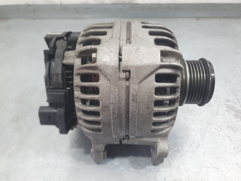 Recambio de alternador para seat leon (1m1) 1.9 tdi referencia OEM IAM 028903028D 038903018PX 