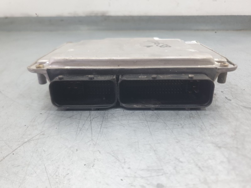 Recambio de centralita motor uce para seat leon (1m1) 1.9 tdi referencia OEM IAM 038906012FN  