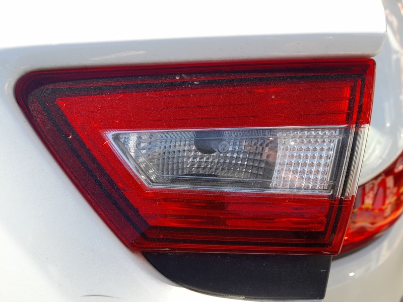 Recambio de piloto trasero derecho interior para renault clio iv (bh_) 1.5 dci 75 referencia OEM IAM 265505796R  