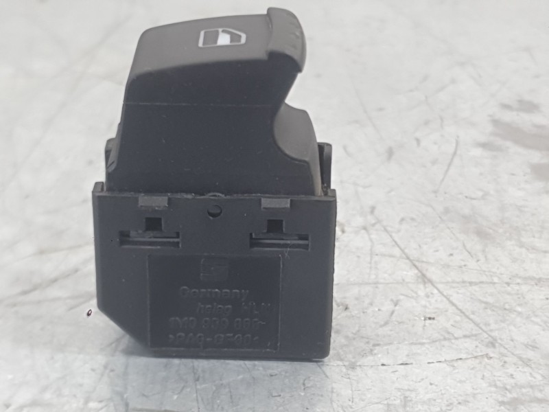 Recambio de mando elevalunas delantero derecho para seat leon (1m1) 1.9 tdi referencia OEM IAM 1J3959857B  