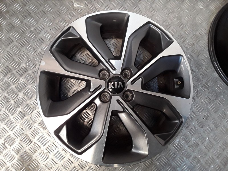 Recambio de juego llantas aluminio para kia stonic (yb) 1.0 t-gdi referencia OEM IAM 6.5X17 4 TORN ET49 ROZADAS ALUMINIO