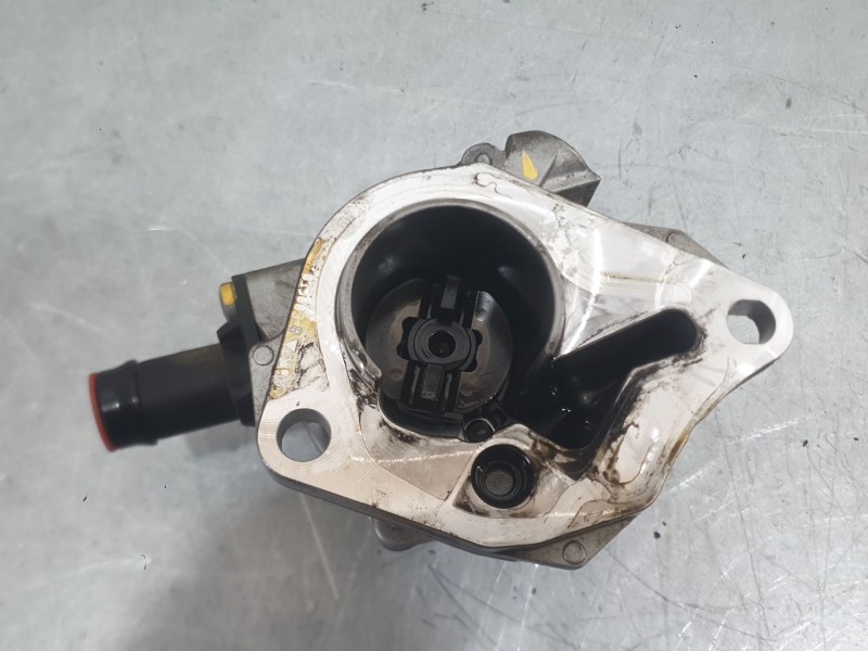 Recambio de bomba vacio para nissan juke (f15) acenta referencia OEM IAM   