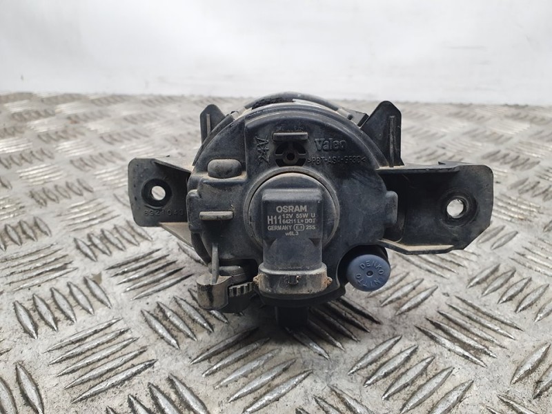 Recambio de faro antiniebla derecho para nissan primera berlina (p12) acenta referencia OEM IAM 2615089905 89202705 