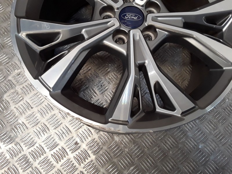 Recambio de juego llantas aluminio para ford mondeo v hatchback (ce) 2.0 tdci referencia OEM IAM 8X18 5 TORN ET55 ROZADAS ALUMIN