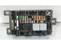 CAJA RELES / FUSIBLES K8D214A073BE 