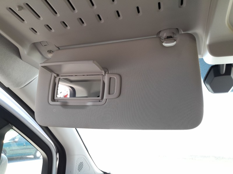 Recambio de parasol izquierdo para nissan townstar furgoneta/monovolumen (xfk) 1.3 referencia OEM IAM 9640100Q4D  