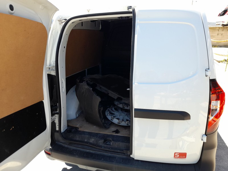 Recambio de puerta trasera derecha carga para nissan townstar furgoneta/monovolumen (xfk) 1.3 referencia OEM IAM 9010000Q0K  