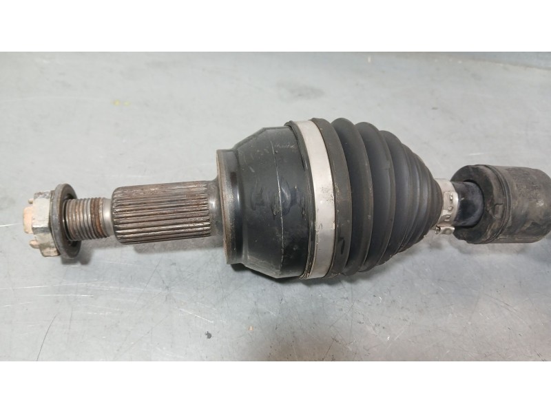 Recambio de transmision delantera izquierda para land rover range rover evoque (l551) 2.0 d150 mhev 4x4 referencia OEM IAM LR139