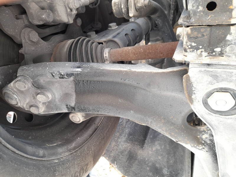 Recambio de brazo suspension inferior delantero derecho para nissan townstar furgoneta/monovolumen (xfk) 1.3 referencia OEM IAM 