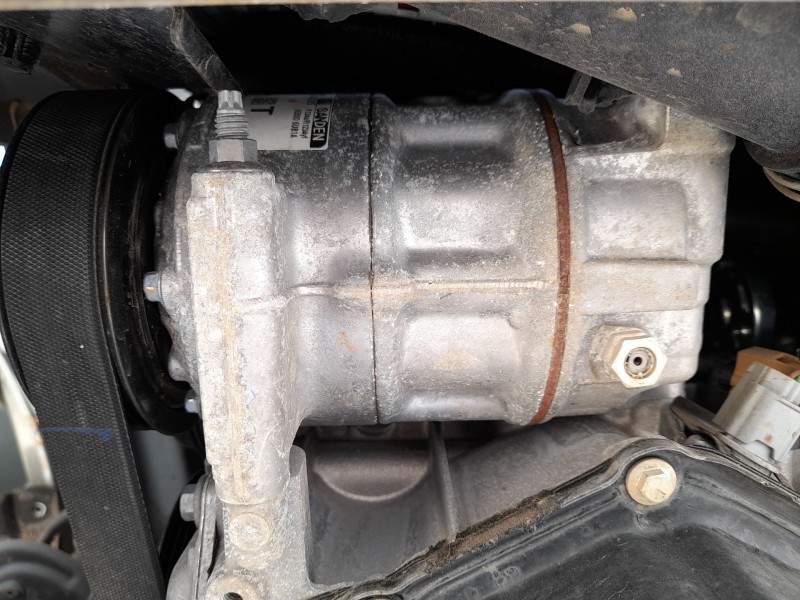 Recambio de compresor aire acondicionado para nissan townstar furgoneta/monovolumen (xfk) 1.3 referencia OEM IAM 926006UB1A  