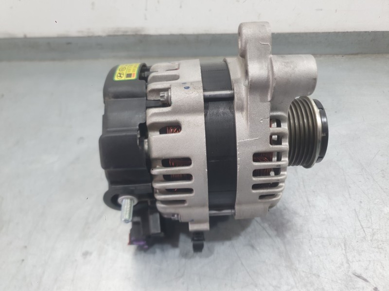 Recambio de alternador para hyundai i30 (pde, pd, pden) 1.0 t-gdi referencia OEM IAM 373002A700  