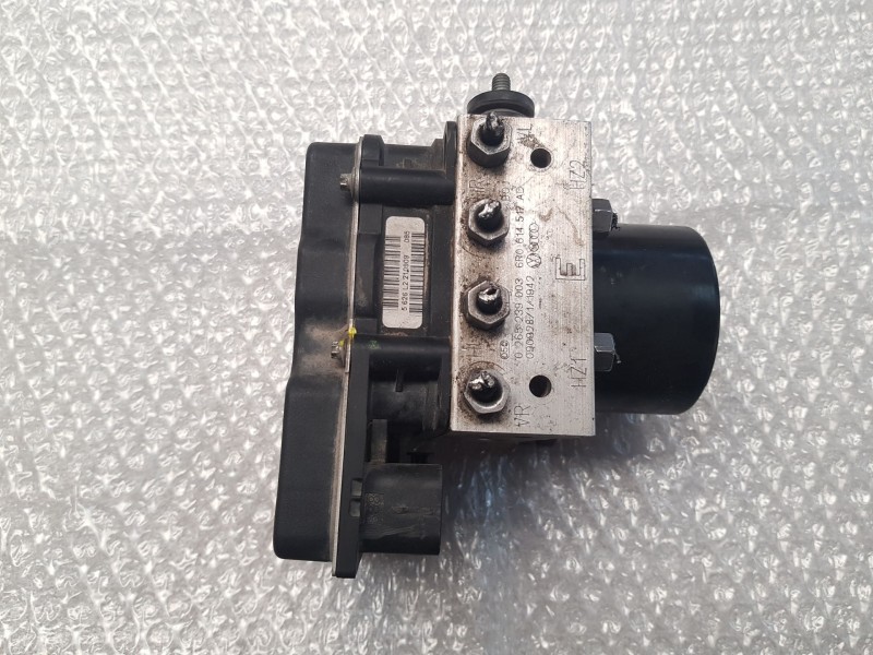Recambio de abs para seat ibiza iv (6j5, 6p1) 1.2 referencia OEM IAM 6R0614517AD 0265239003 BOSCH