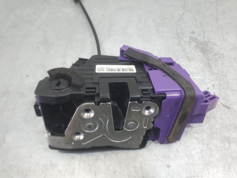 Recambio de cerradura puerta trasera derecha para hyundai i30 (pde, pd, pden) 1.0 t-gdi referencia OEM IAM 81420G3010  