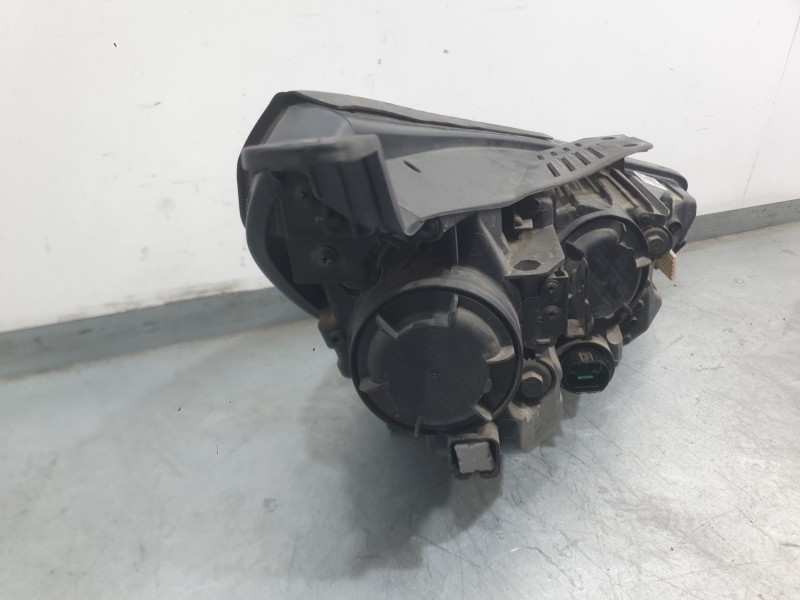 Recambio de faro izquierdo para hyundai i30 (pde, pd, pden) 1.0 t-gdi referencia OEM IAM 92101G4060  