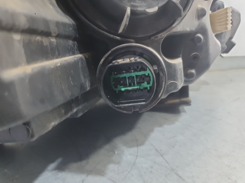 Recambio de faro izquierdo para hyundai i30 (pde, pd, pden) 1.0 t-gdi referencia OEM IAM 92101G4060  