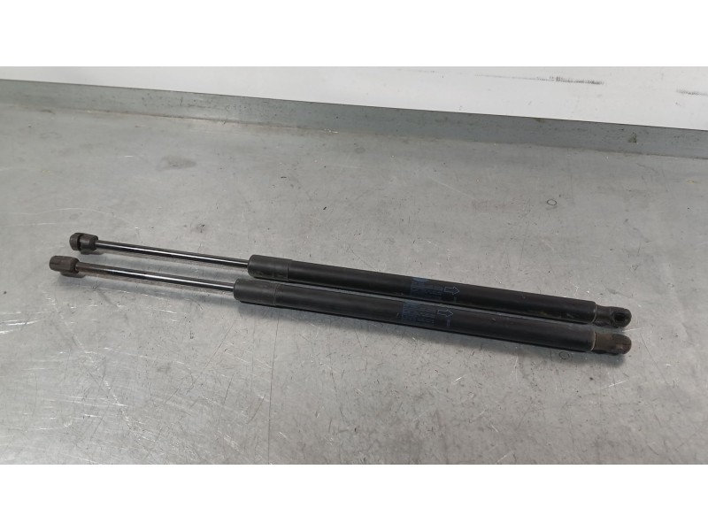 Recambio de amortiguadores maletero / porton para land rover range rover evoque (l551) 2.0 d150 mhev 4x4 referencia OEM IAM   