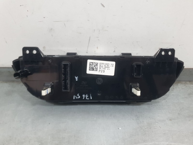 Recambio de mando climatizador para hyundai i30 (pde, pd, pden) 1.0 t-gdi referencia OEM IAM 97250G4010VCA  